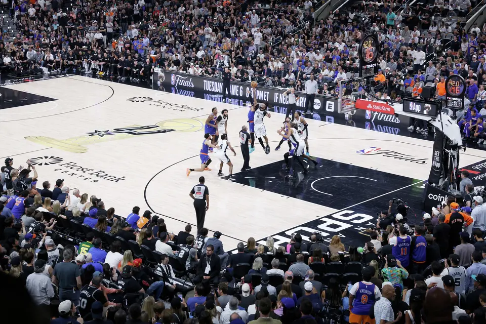 San Antonio Spurs guard Stephon Castle (5) gets the jump ball over New York Knicks guard Jalen Brunson (11) during the first quarter of game five of the NBA Championship at Frost Bank Center on Saturday, June13, 2026.