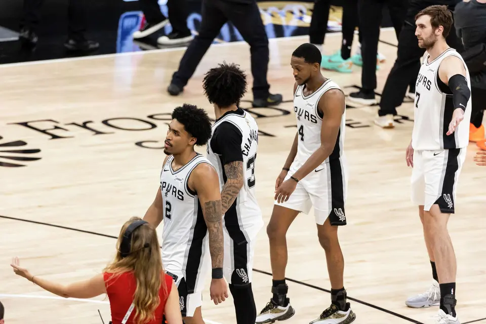 Spurs players prepare to exit the court after the end of Game 5 of the NBA Finals at Frost Bank Center in San Antonio on Saturday, June 13, 2026. The New York Knicks defeated the Spurs 94-90.