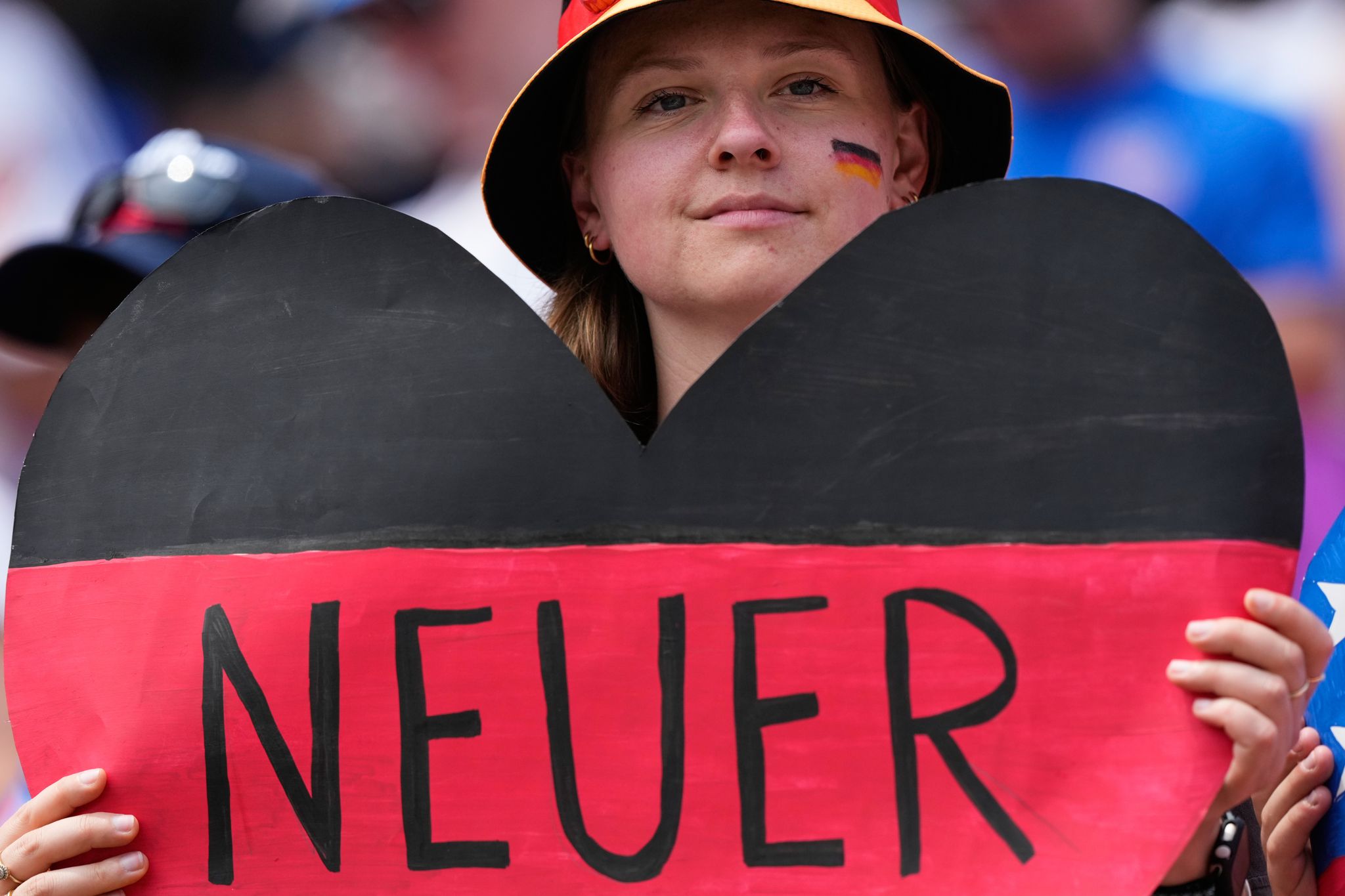 Nagelsmann: El portero Manuel Neuer está listo para debutar en Mundial con Alemania ante Curazao