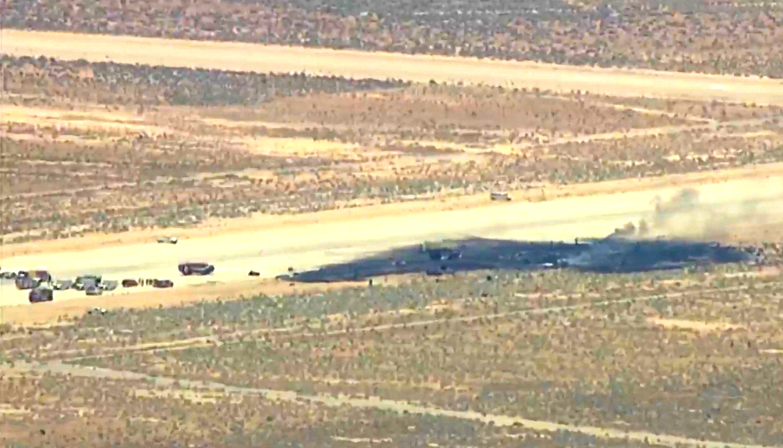 Test flight plunged at nearly a mile a minute before crashing, killing 8