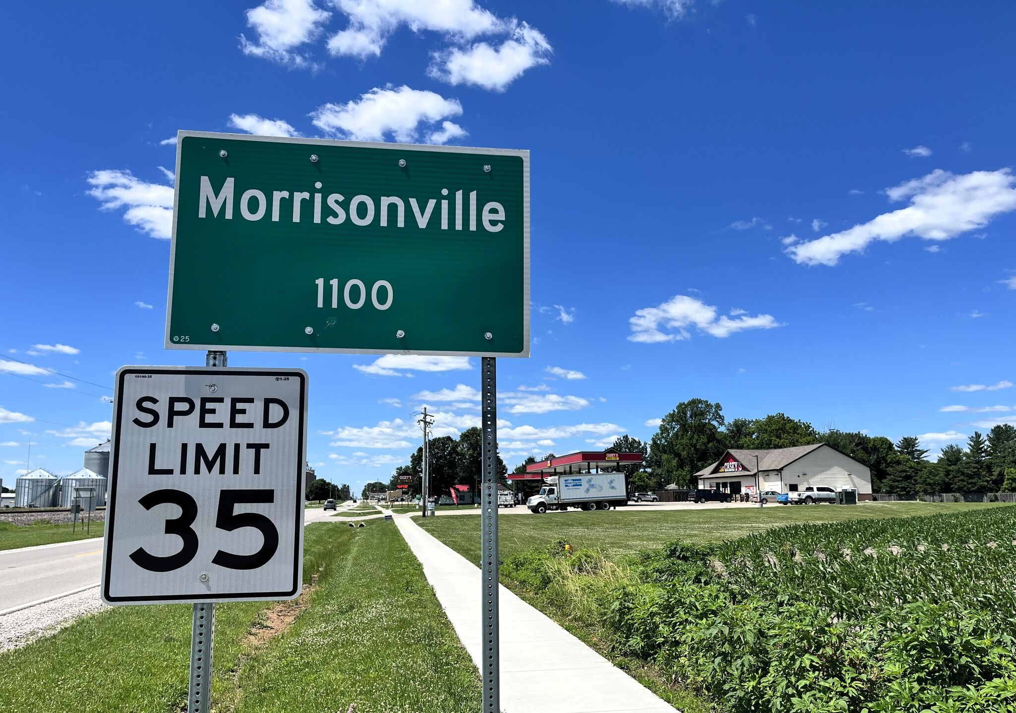 ICE 'put them in chains,' witness says of 3 Collinsville teens