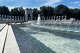 Un mémorial de la Seconde Guerre mondiale près du bassin réfléchissant du Lincoln Memorial le 16 juin 2026 à Washington, DC.