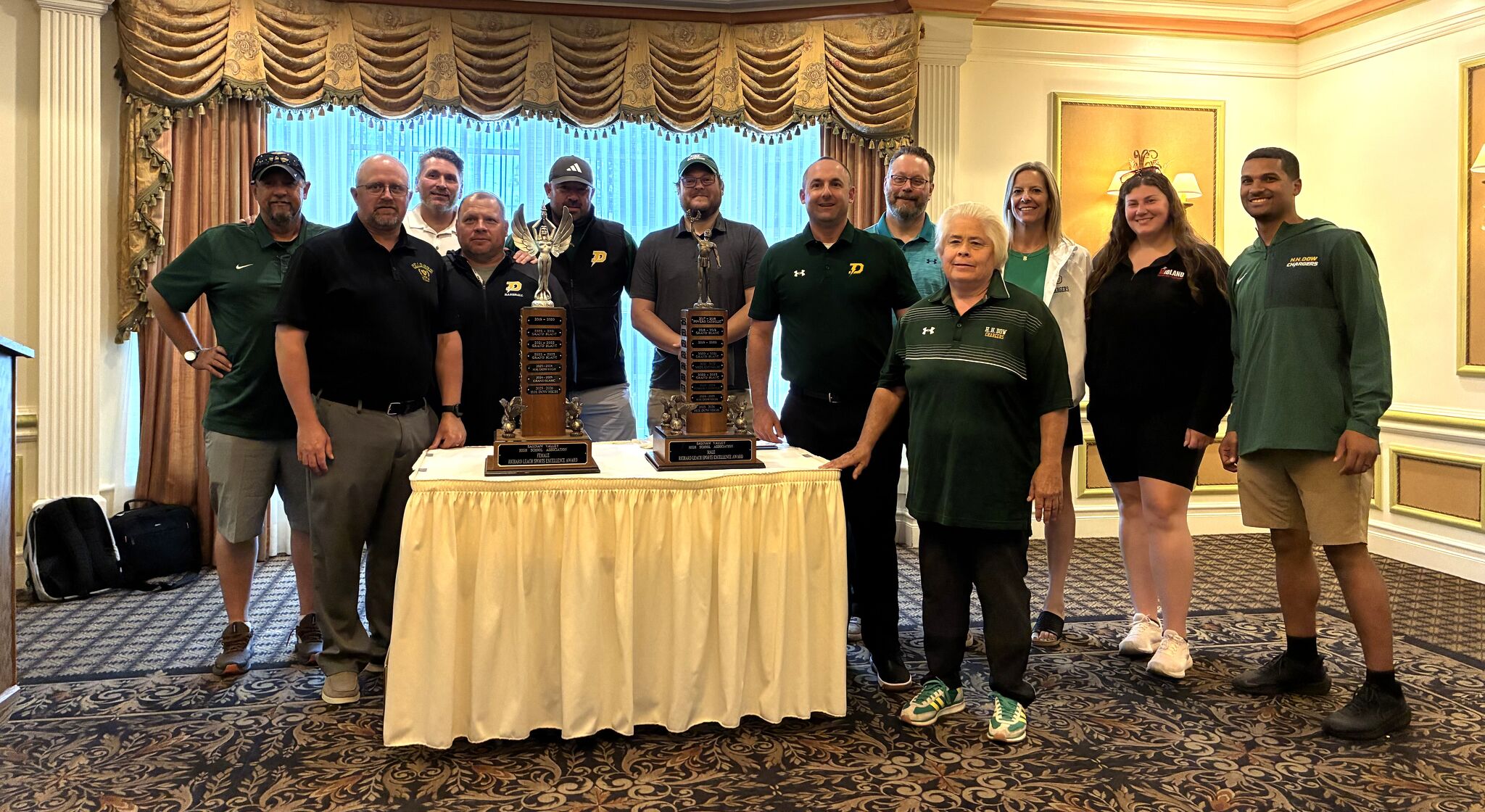 Dow boys, girls both earn SVL all-sports top award
