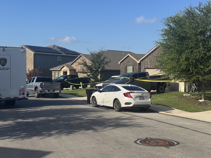Man killed in alleged domestic dispute near San Antonio identified
