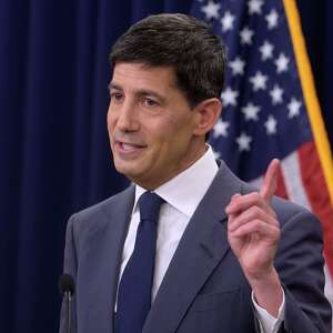 Federal Reserve Chair Warsh emphasizes political independence, signals focus on inflation