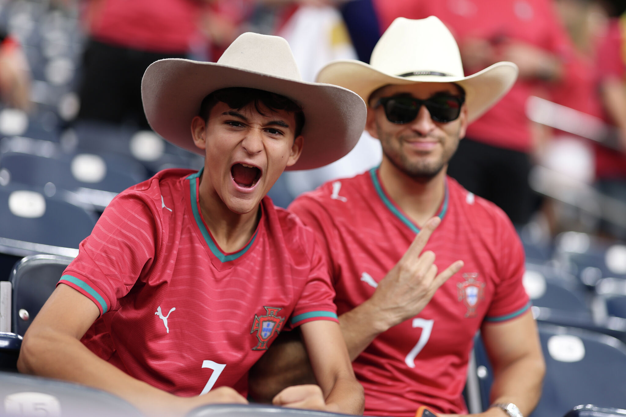 Thousands buy Ronaldo jerseys as fakes flood Houston World Cup