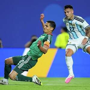 Montiel baja ante Austria, Álvarez o Martínez para liderar ofensiva en Argentina