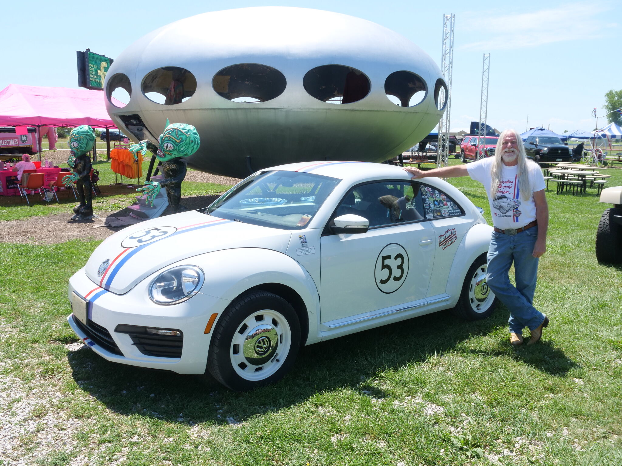 Route 66 fans mark Mother Road's 100th birthday at Pink Elephant