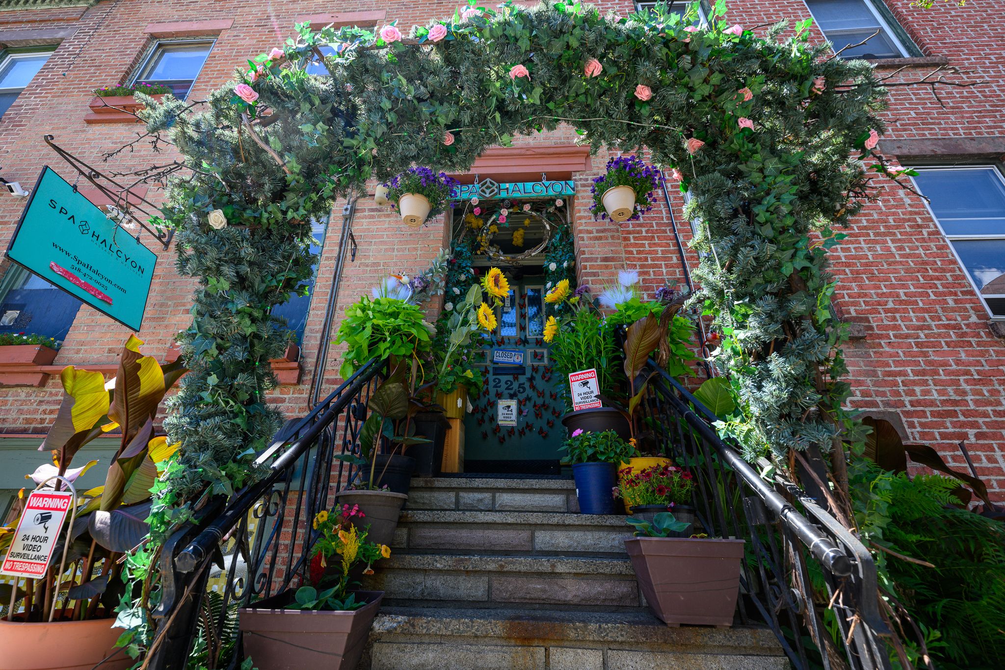Photos: A stroll through historic Albany stoops, homes and gardens