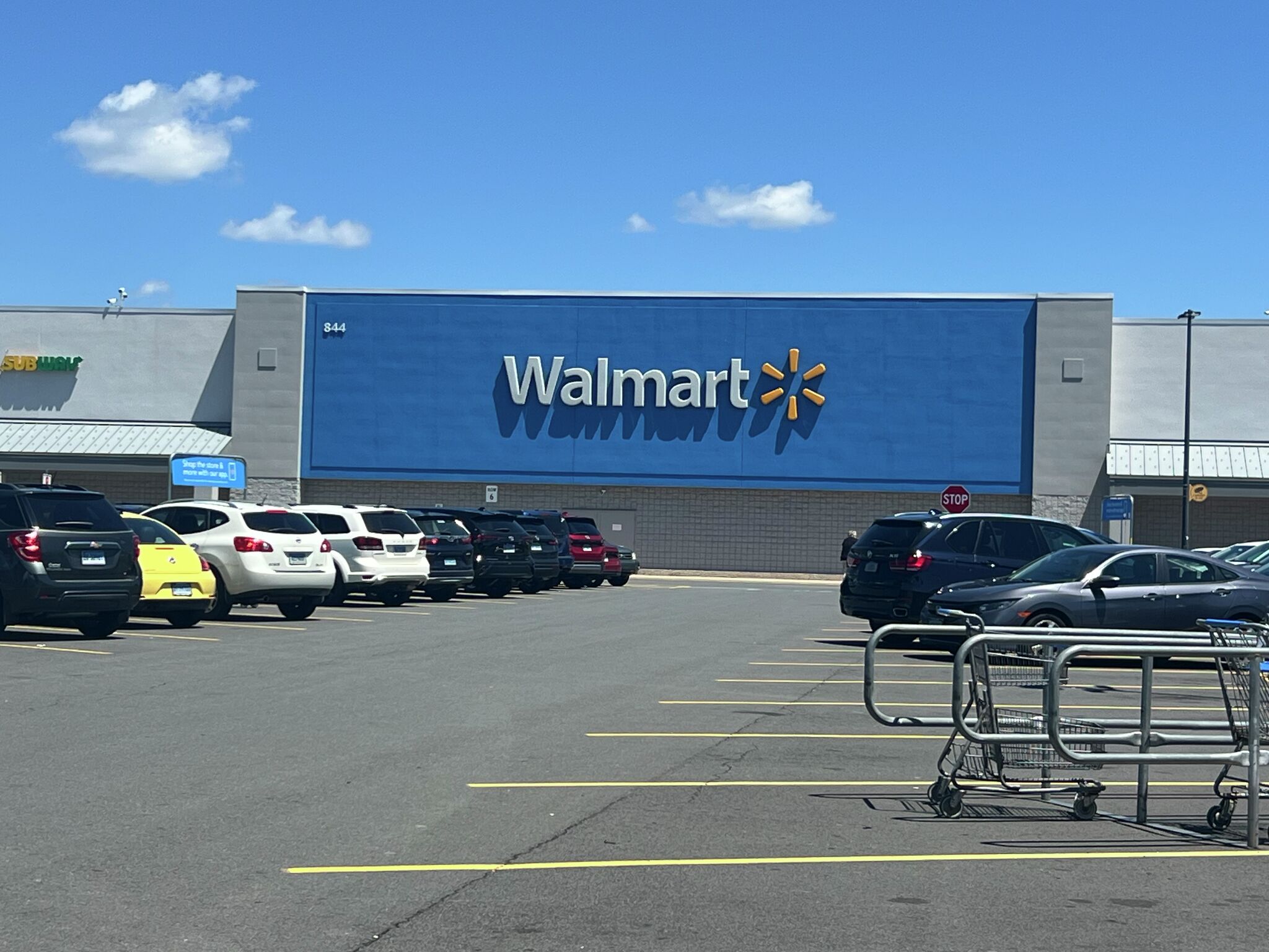 Walmart to expand Wallingford store for more online pickups