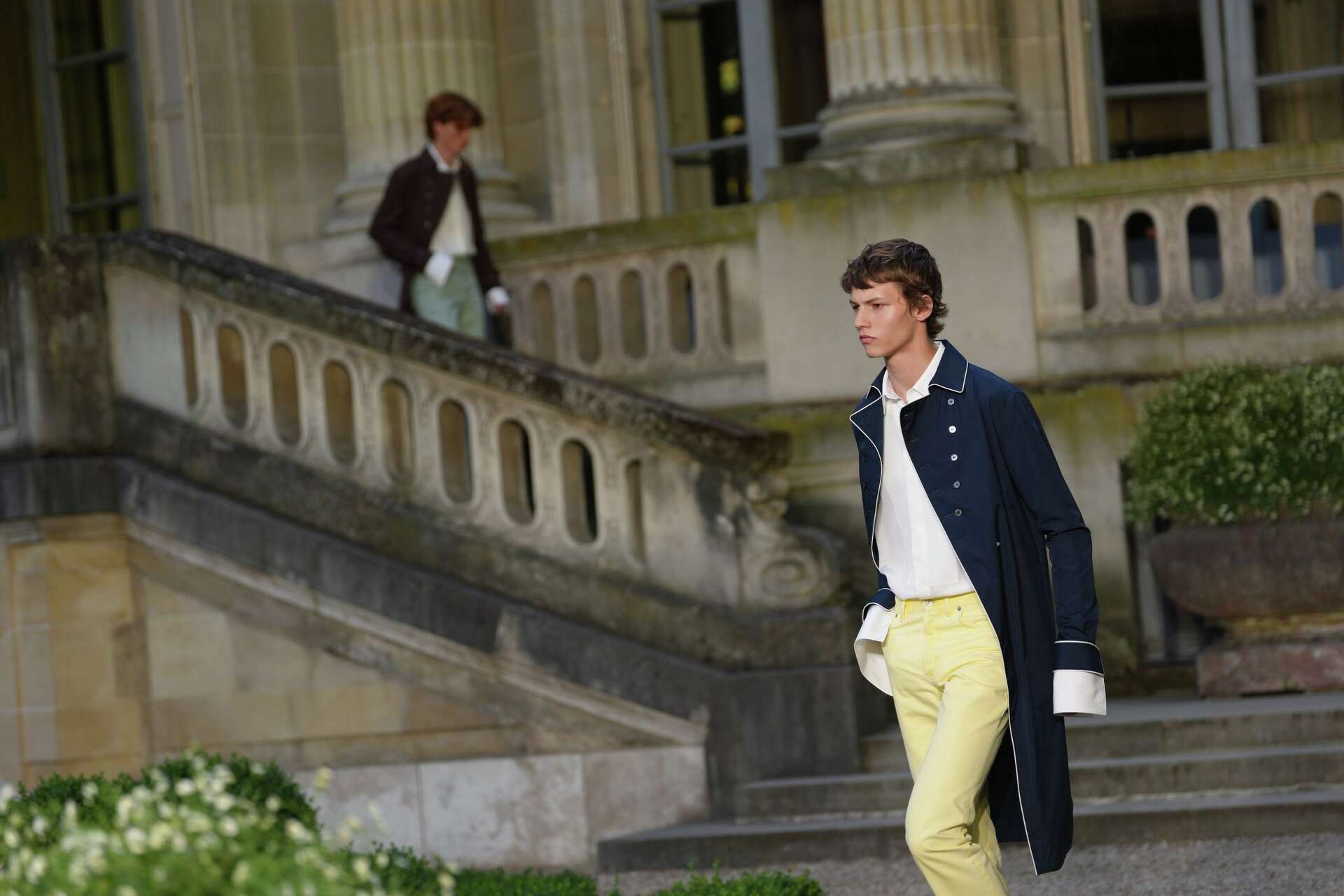 Dior moves Paris men's show earlier as heat wave grips city