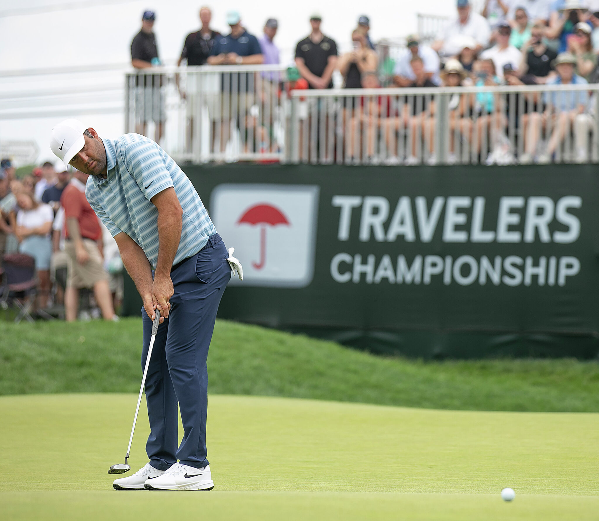 Scottie Scheffler takes 2nd round lead at Travelers Championship, Viktor Hovland is 2 back