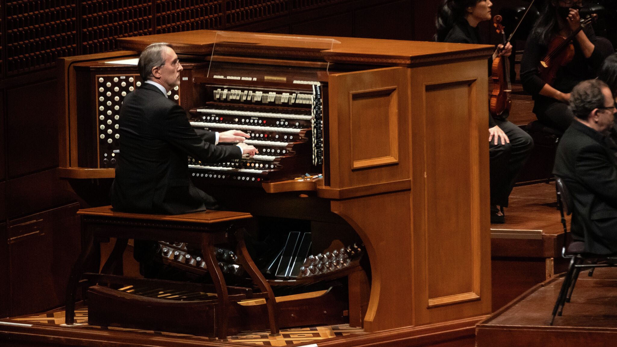 Review: San Francisco Symphony’s mighty Ruffatti organ makes a thrilling return
