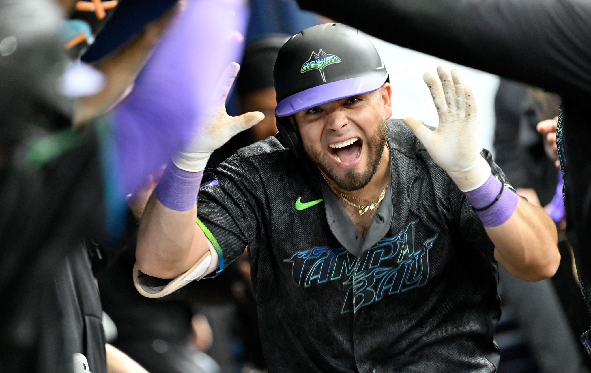 Caminero y Aranda pegan jonrón cada uno y Rays vencen 4-2 a Diamondbacks
