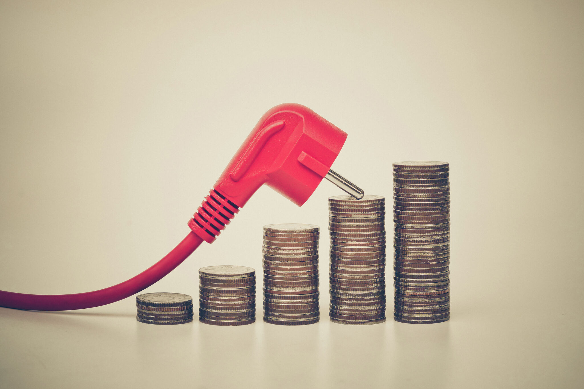 Josh Elliott (opinion): Why do some Connecticut towns pay less for energy?