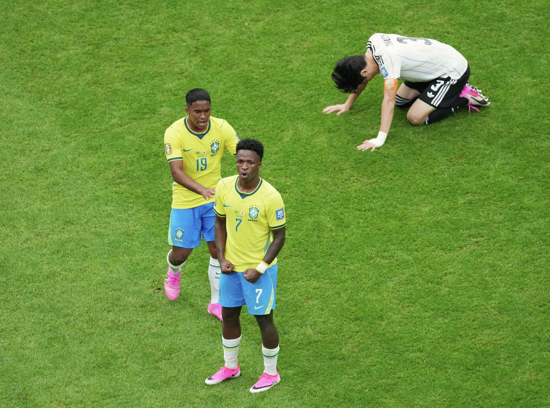 Brazil advances to World Cup Round of 16 with 2-1 win over Japan