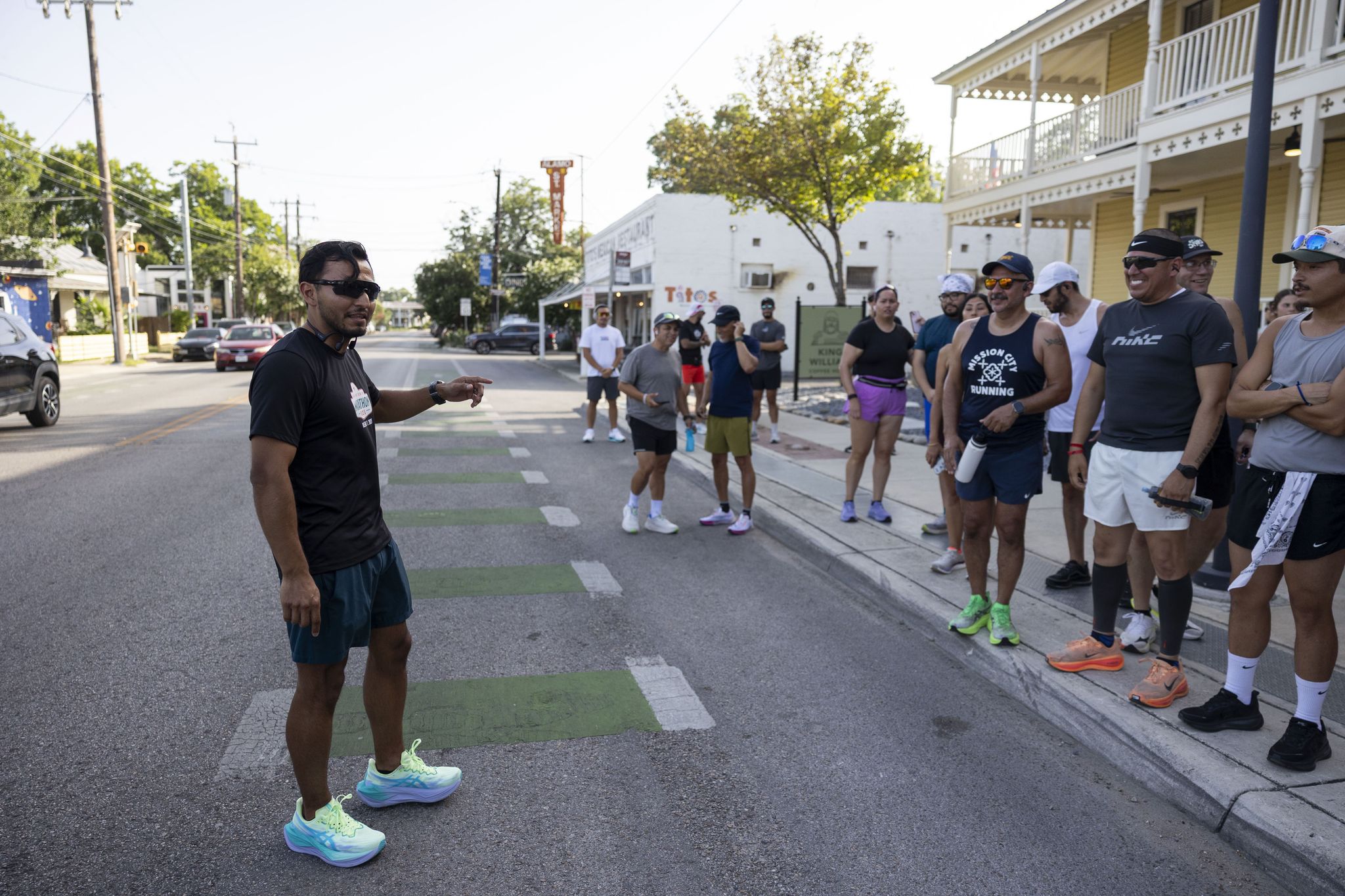 How San Antonio run clubs are boosting local businesses