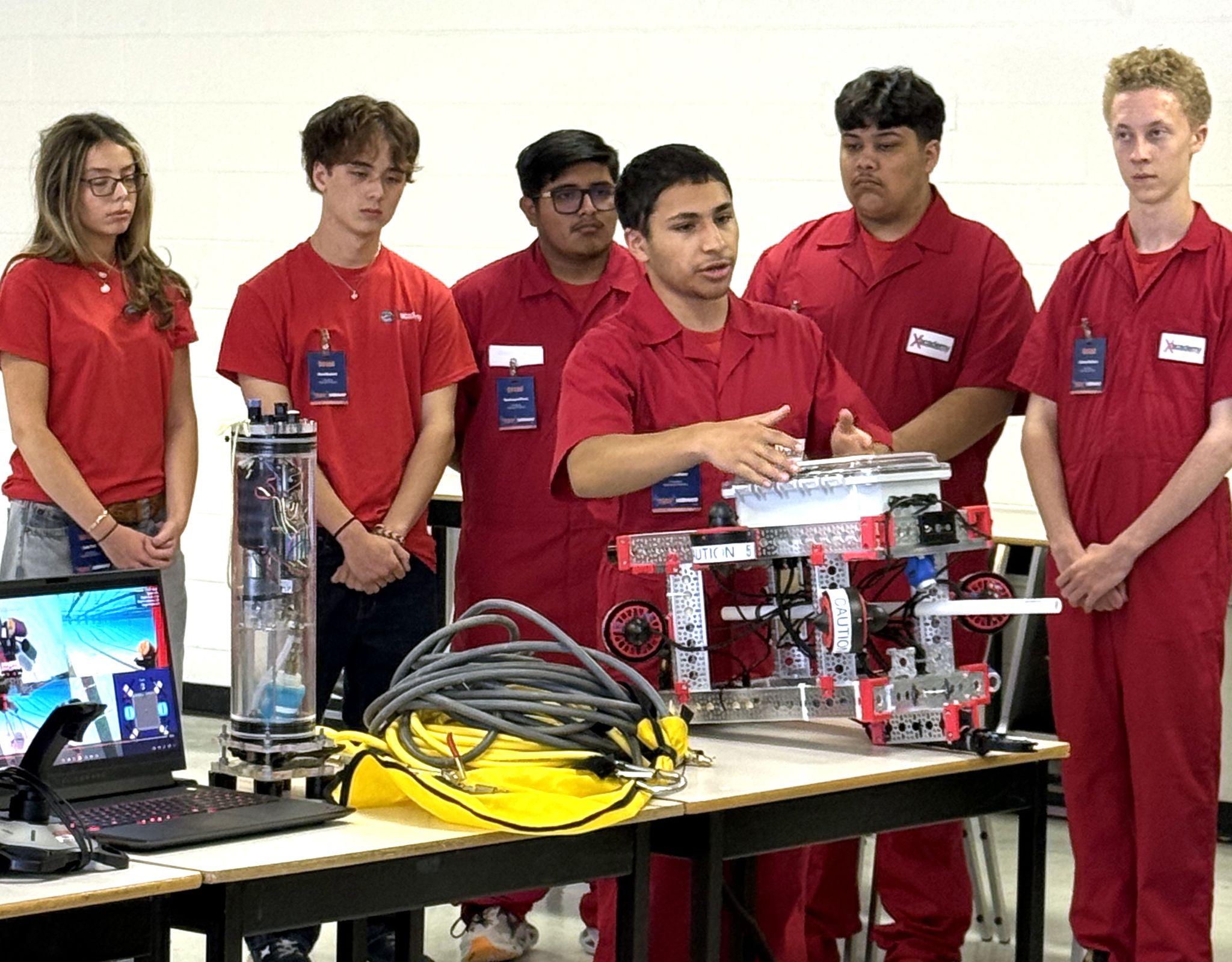 Santa Cruz Co.: High School Team Wins International Underwater Robotics Competition