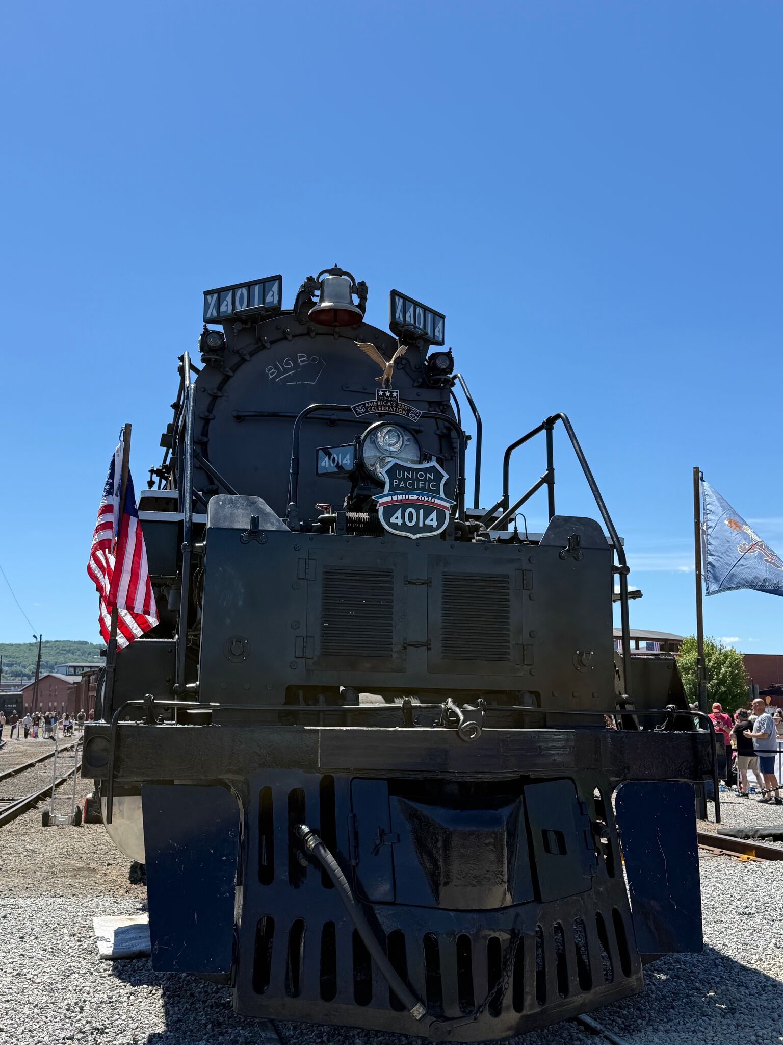 Locomotive reminds America what it can build — J. Mark Powell