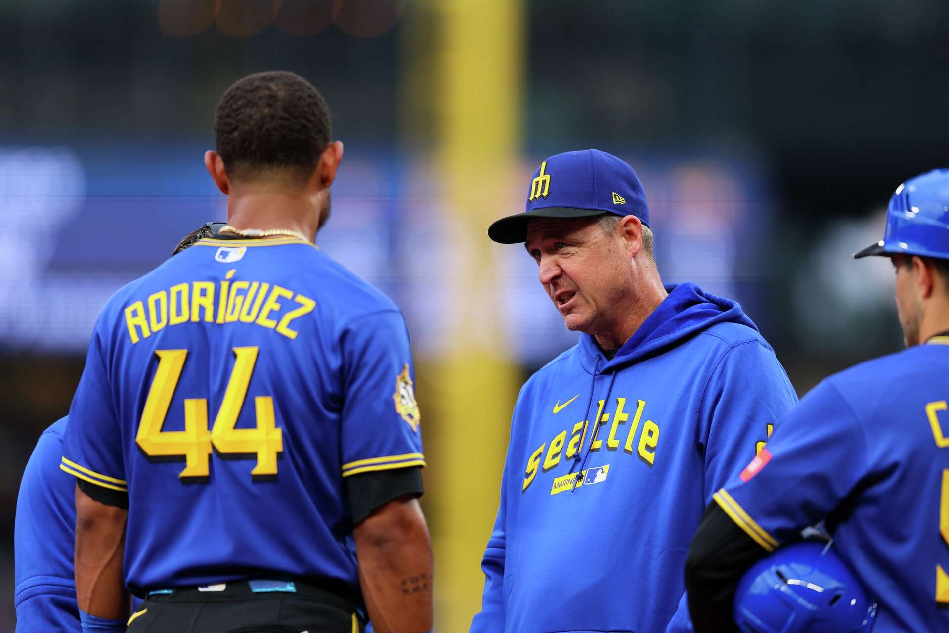 Mariners center fielder Julio Rodríguez returns to the lineup for  Saturday's game