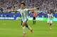Lisandro Martínez celebra tras marcar el segundo gol de Argentina ante Cabo Verde en los 16vos de final del Mundial, el viernes 3 de julio de 2026, en Miami Gardens, Florida. (AP Foto/Lynne Sladky)