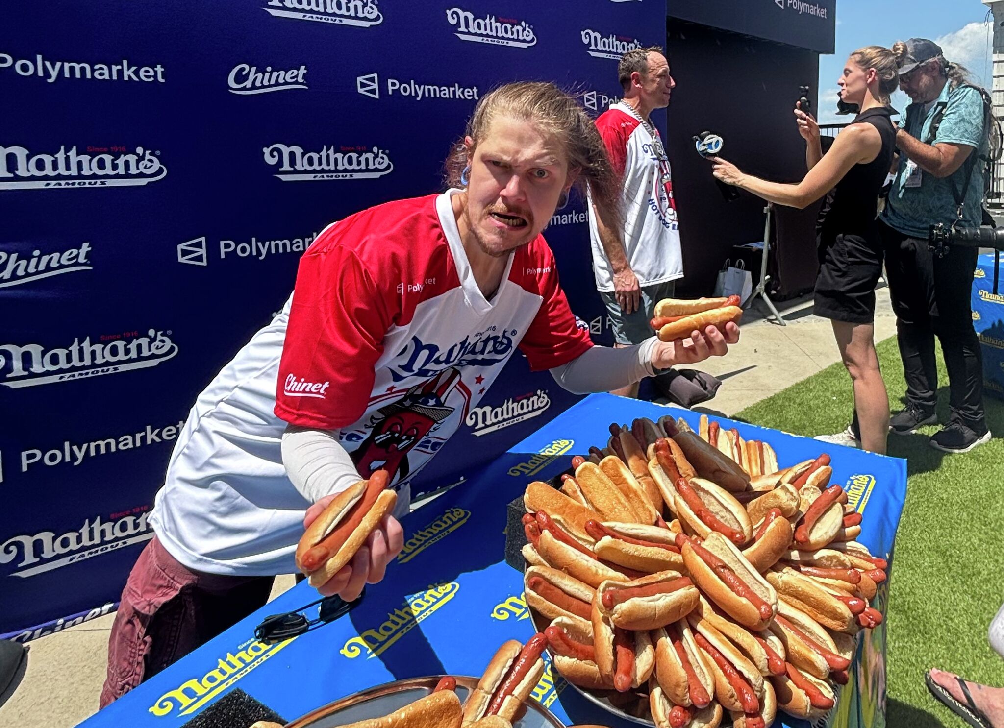 Danbury trumpeter sets personal best by eating 27 hot dogs at Nathan's contest
