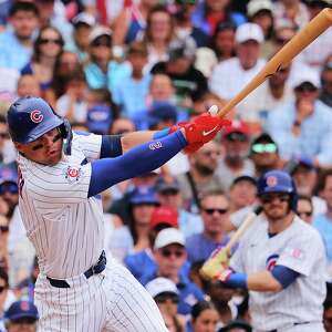 Cubs beat the Cardinals 6-4, scoring 4 runs in the sixth to avoid a series sweep
