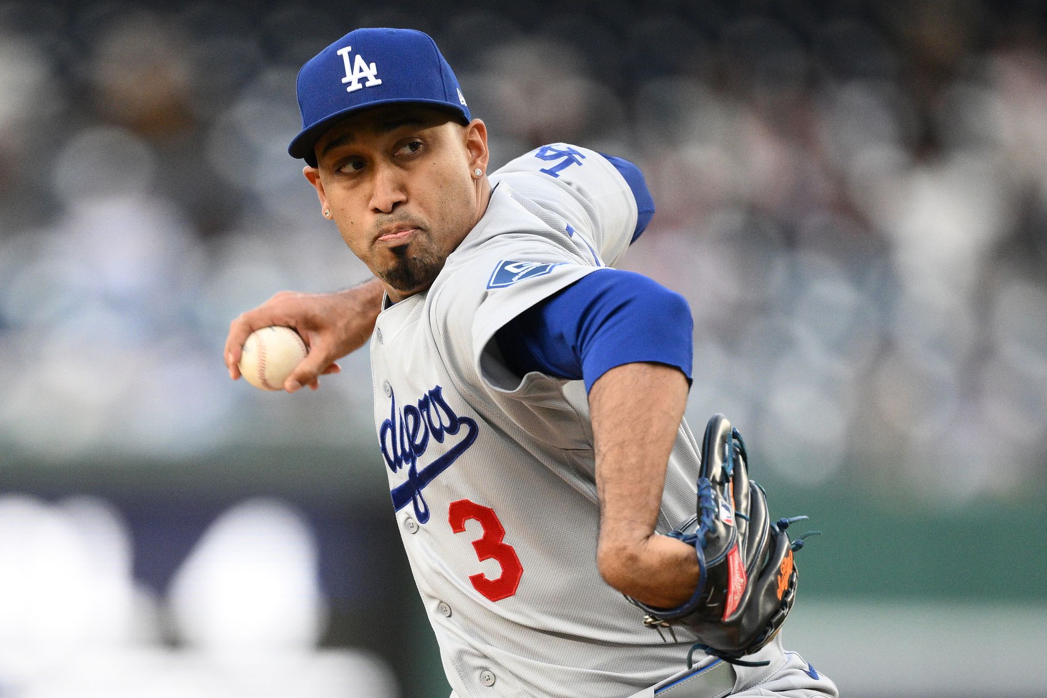Dodgers closer Edwin Díaz throws live BP, stays on track for