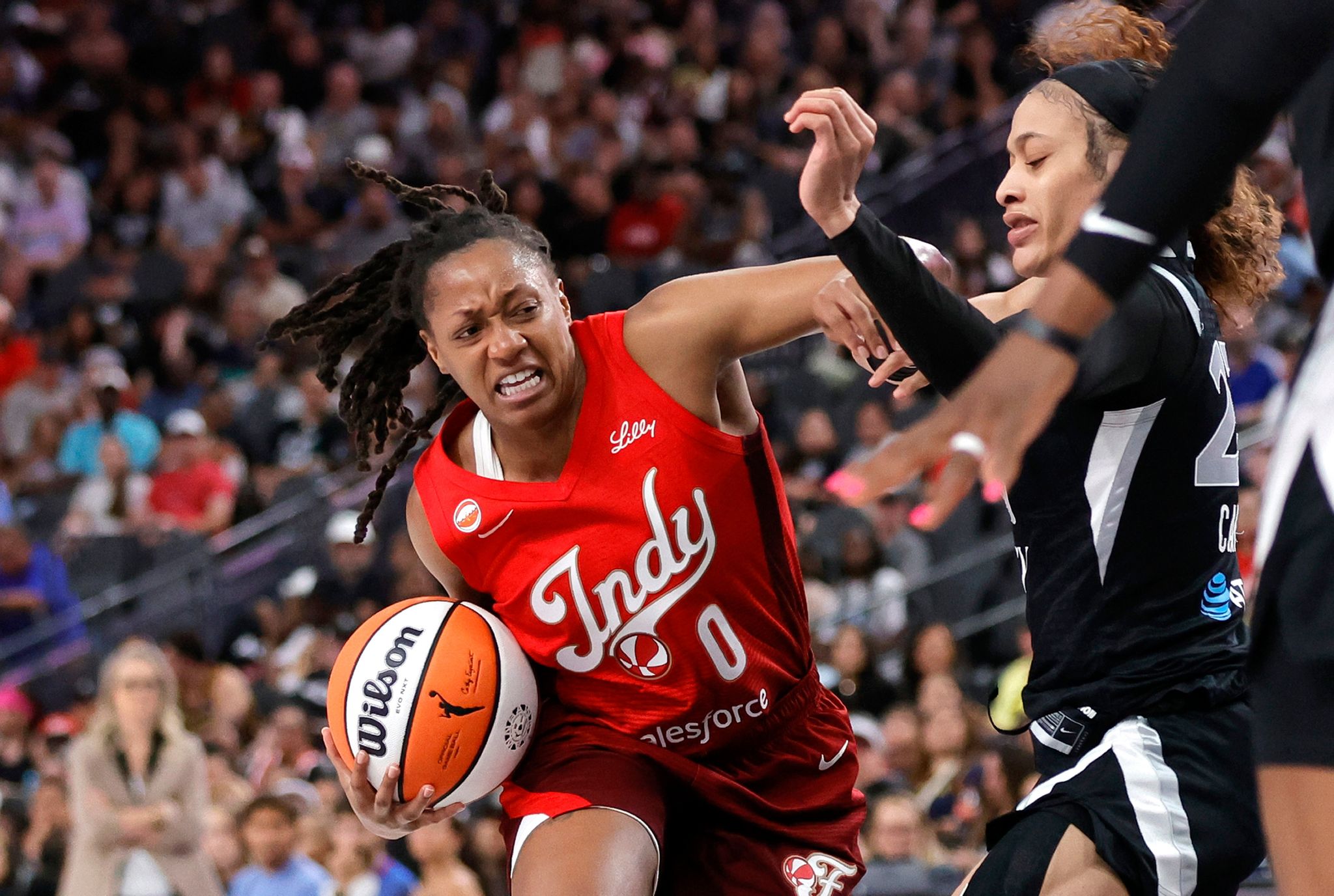 Aces waive guard Chennedy Carter, sign rookie Justin Pissott
