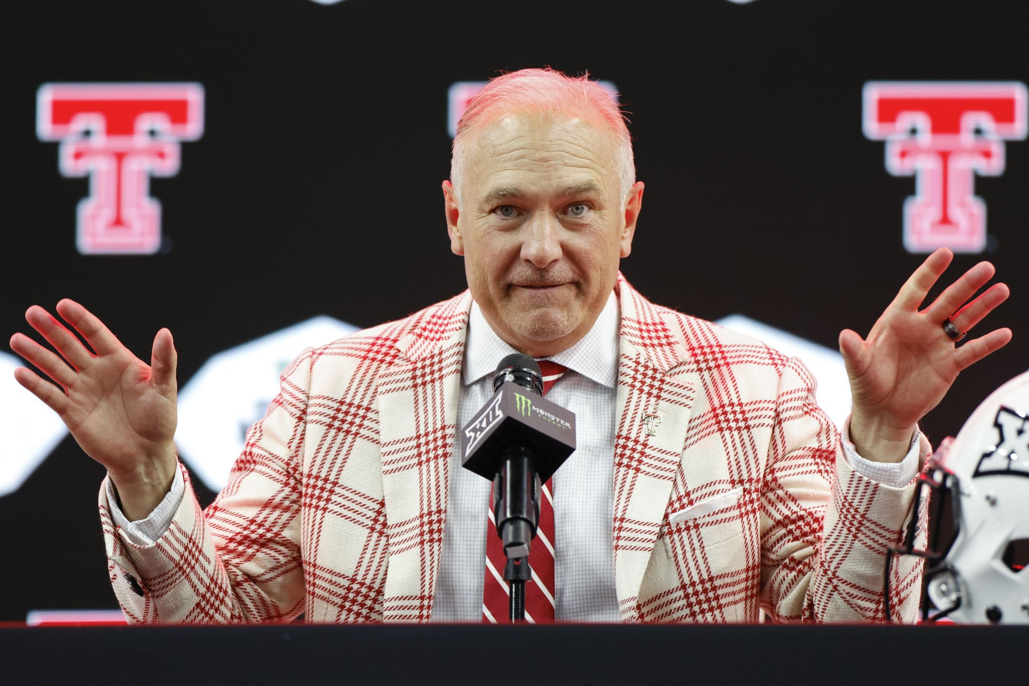 Joey McGuire says Brendan Sorsby controversy brought Red Raiders 'closer'