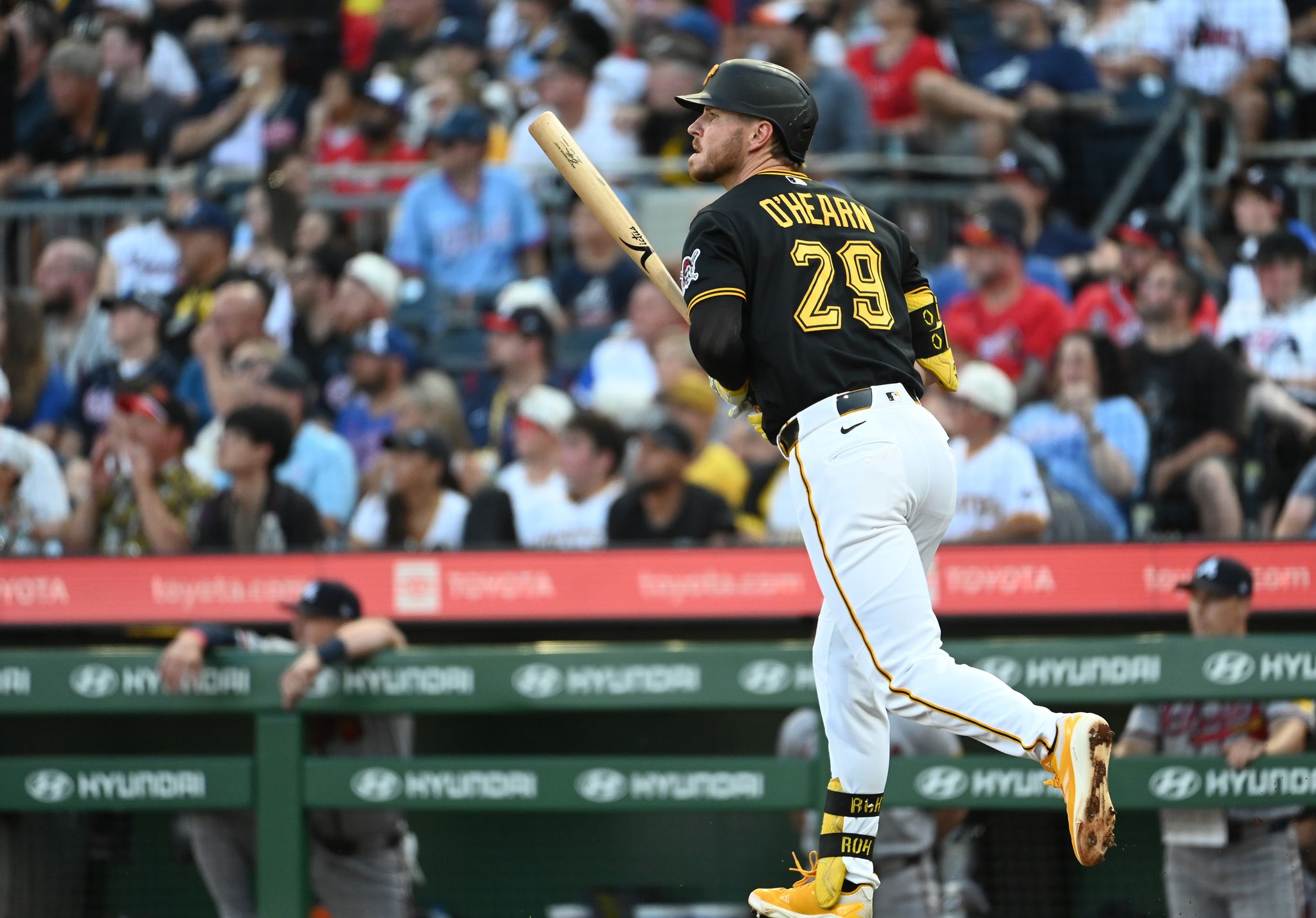 O'Hearn fija récord y Skenes sale del bache en triunfo de Piratas por 12-4 ante Bravos