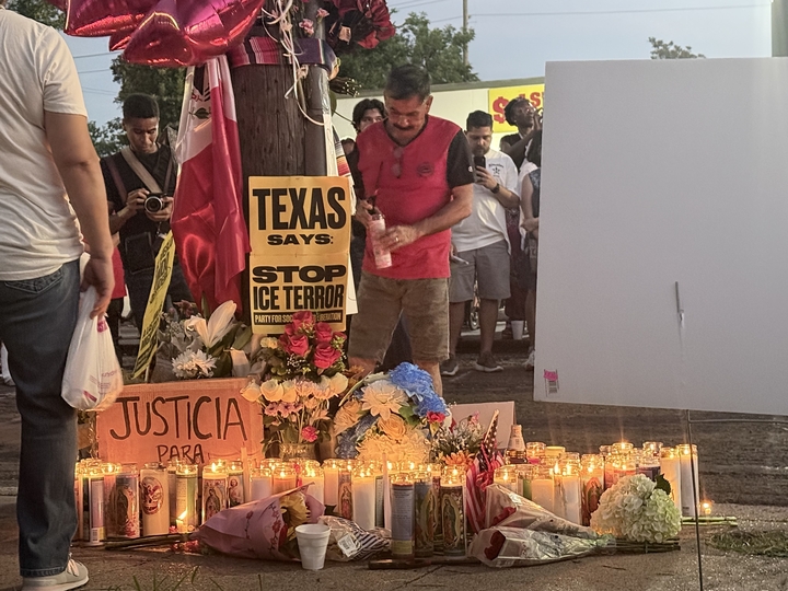 Hundreds gather in Houston after fatal ICE shooting
