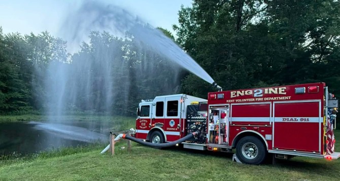 Three firefighters overcome by heat during rescue of hiker in Kent, chief says