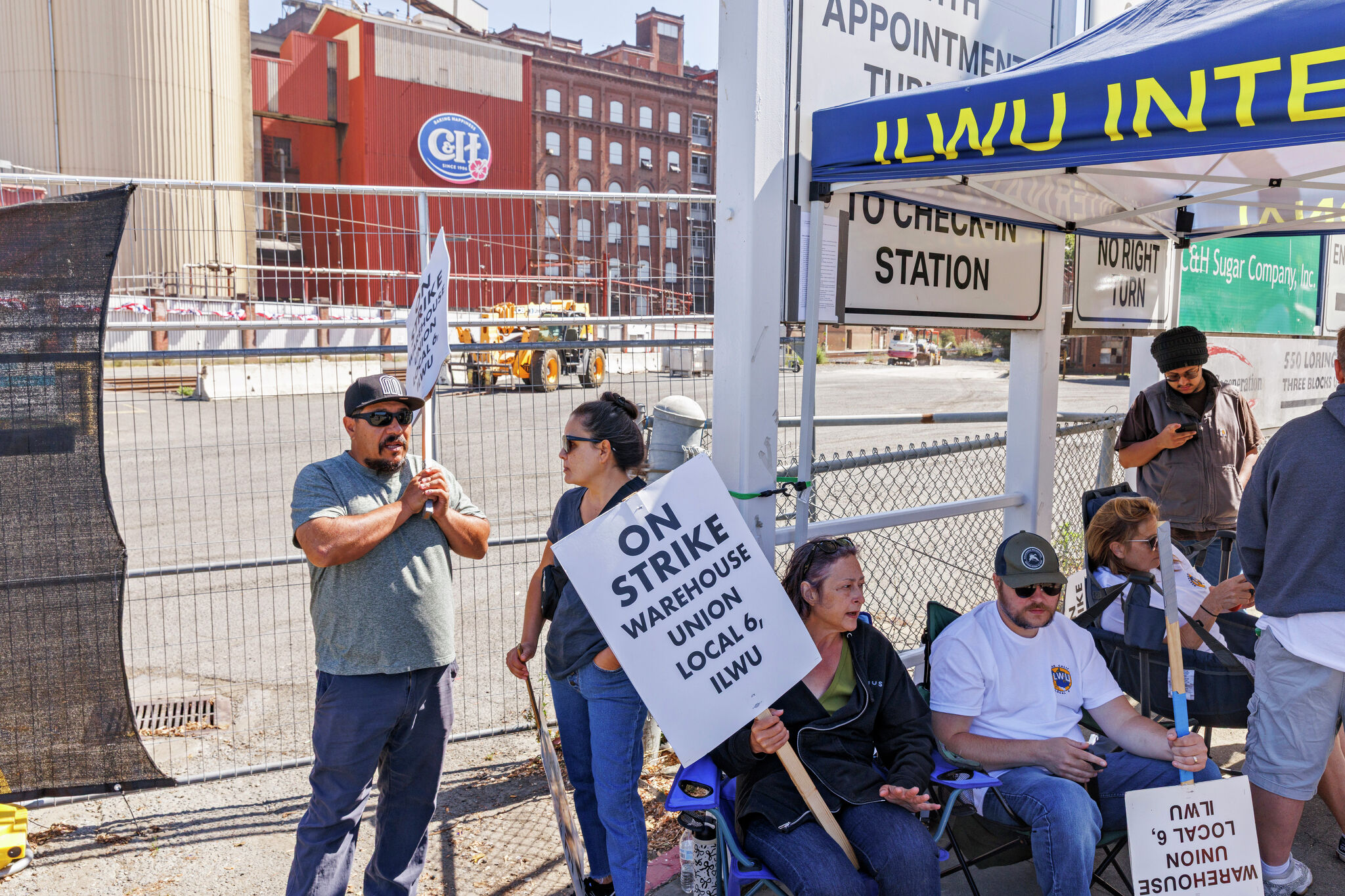 C&H sugar refinery workers are on a major strike in Crockett