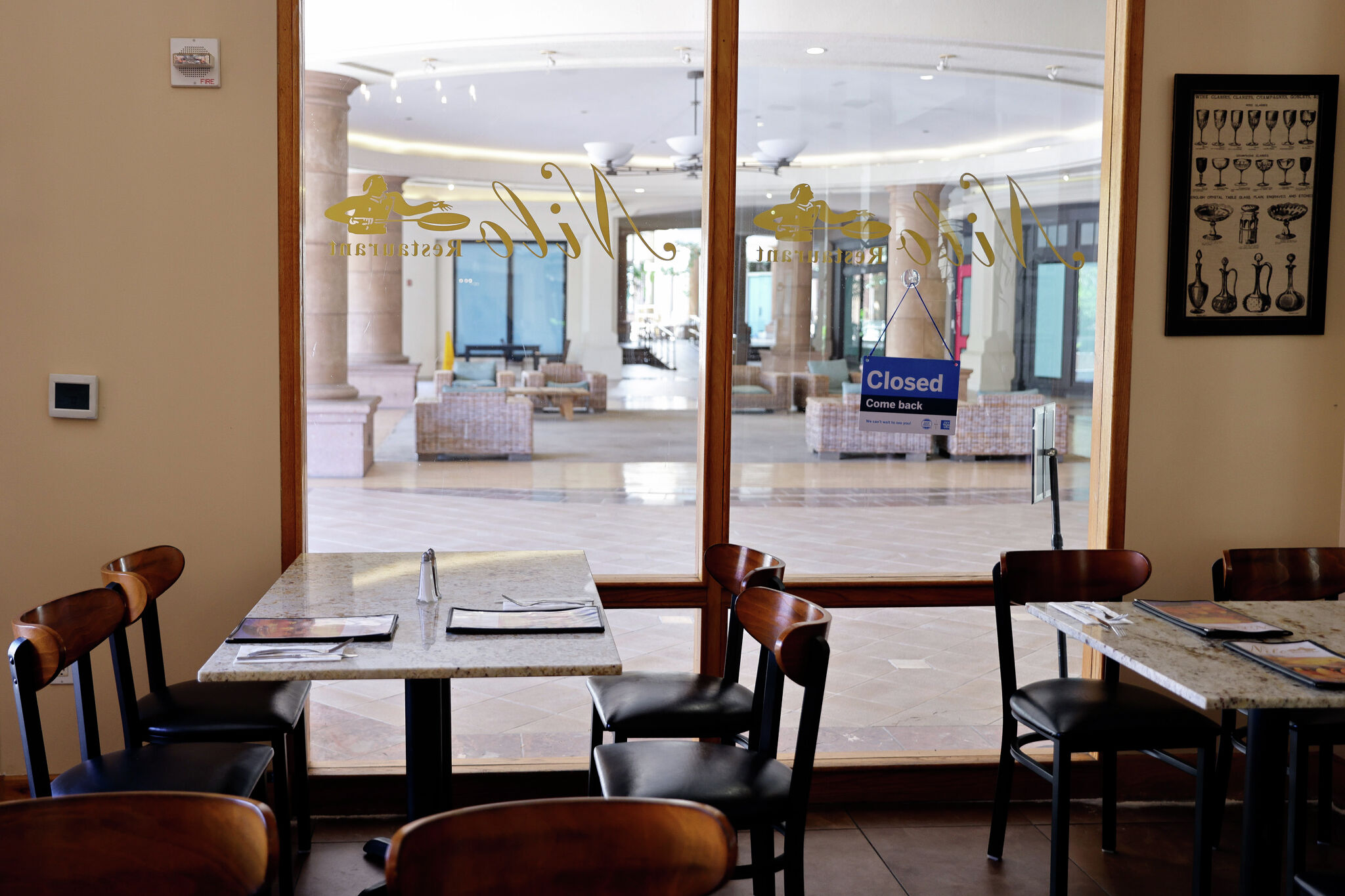 sfchronicle.com - Sarah Ravani - 'Ghost town': Upscale Bay Area shopping center faces uncertain future