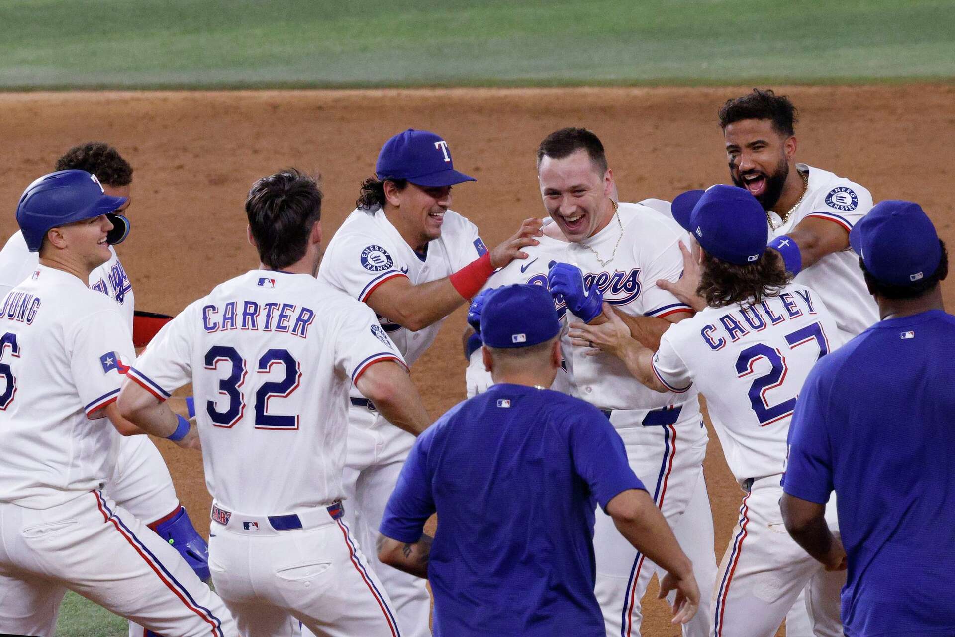 Wyatt Langford's walk-off steers Rangers clear of catastrophe