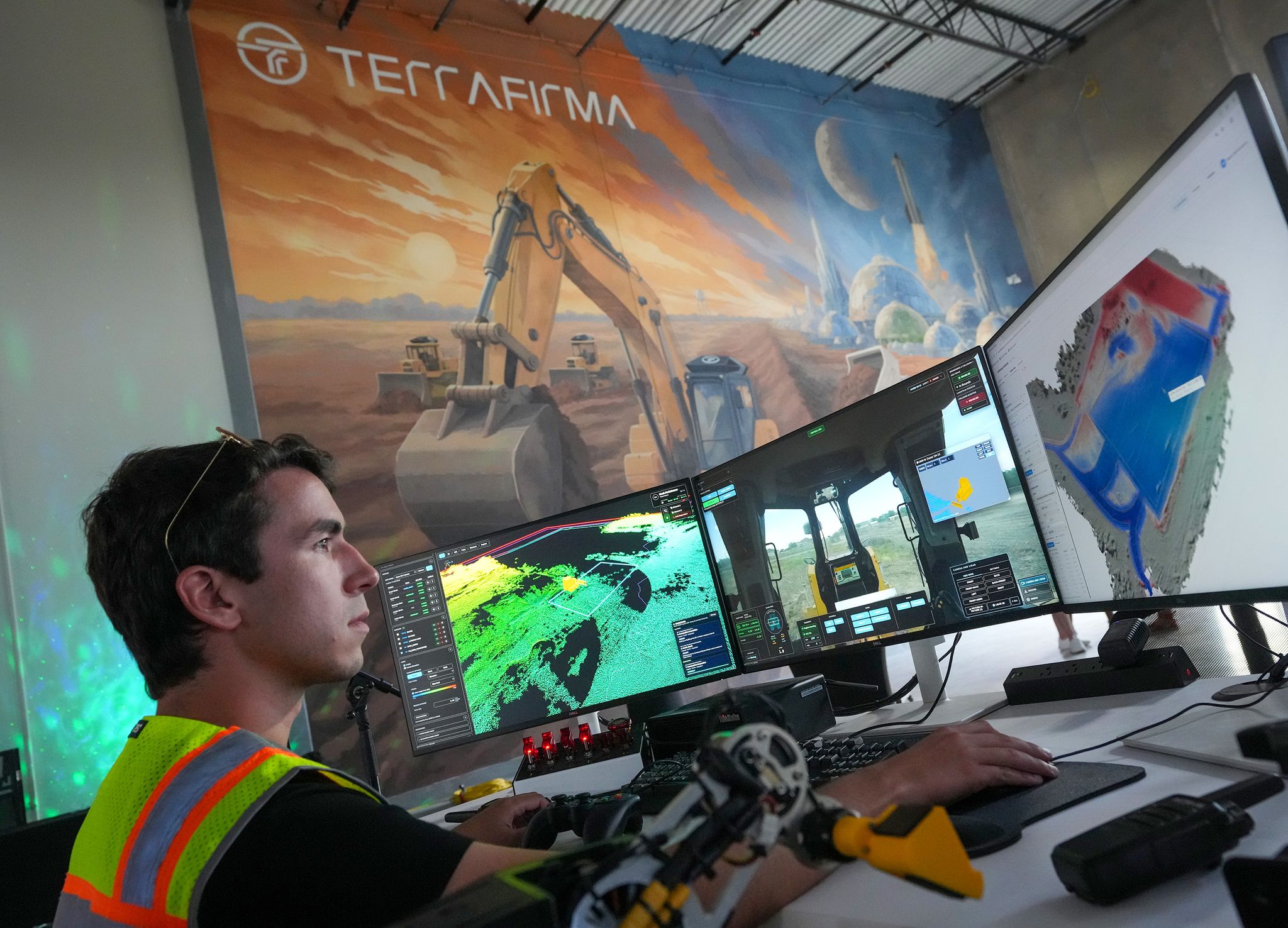 Former SpaceX engineers open robotics company headquarters in Buda