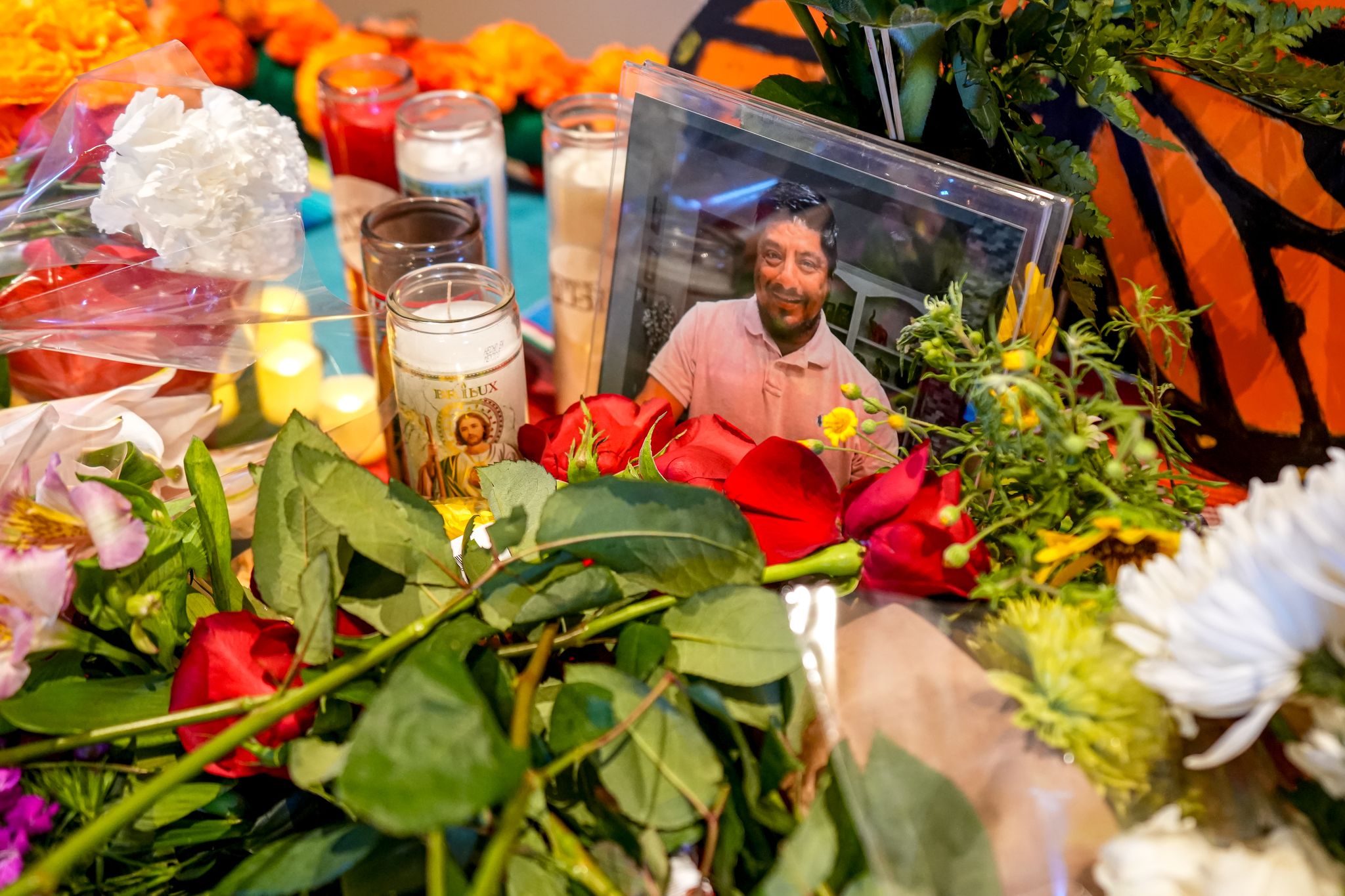 ICE declined to explain how it will enforce a new nationwide order limiting most vehicle stops after two fatal agent-involved shootings.