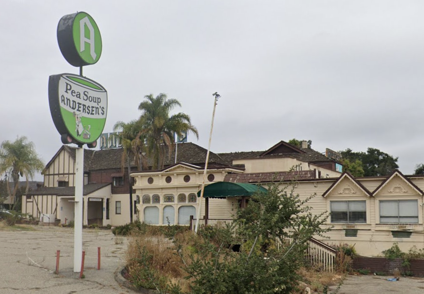 Pea Soup Andersen’s cleared for demolition