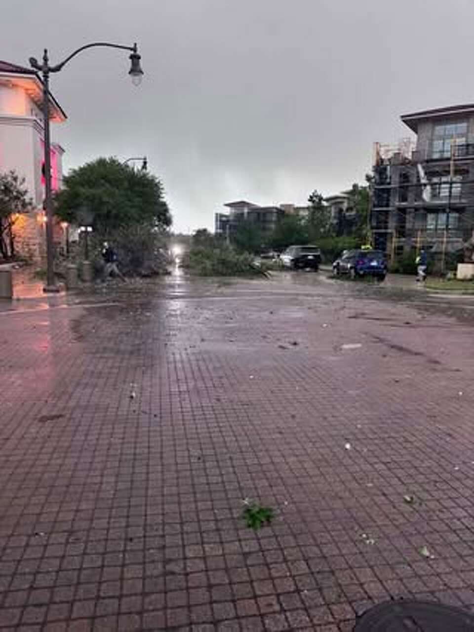 Tornado touches down in San Antonio near Loop 1604