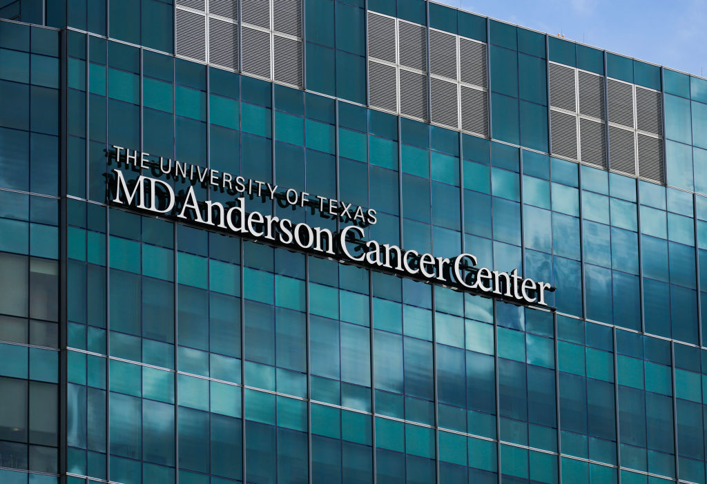 chron.com - Macy Meinhardt - 9 Houston hospitals accused of hiding prices from patients