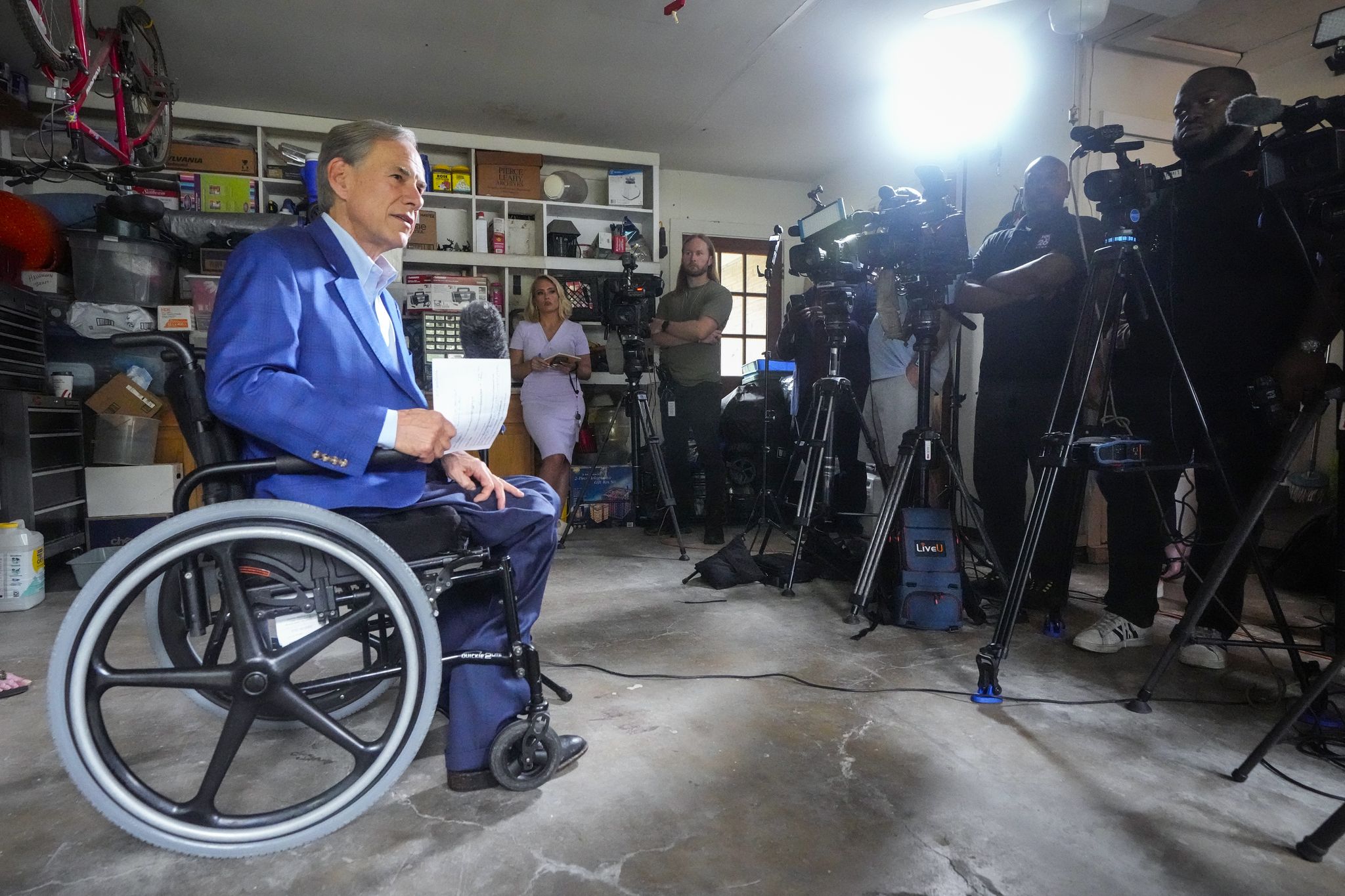 Abbott leaves nearly a million Texans without a vote in Congress