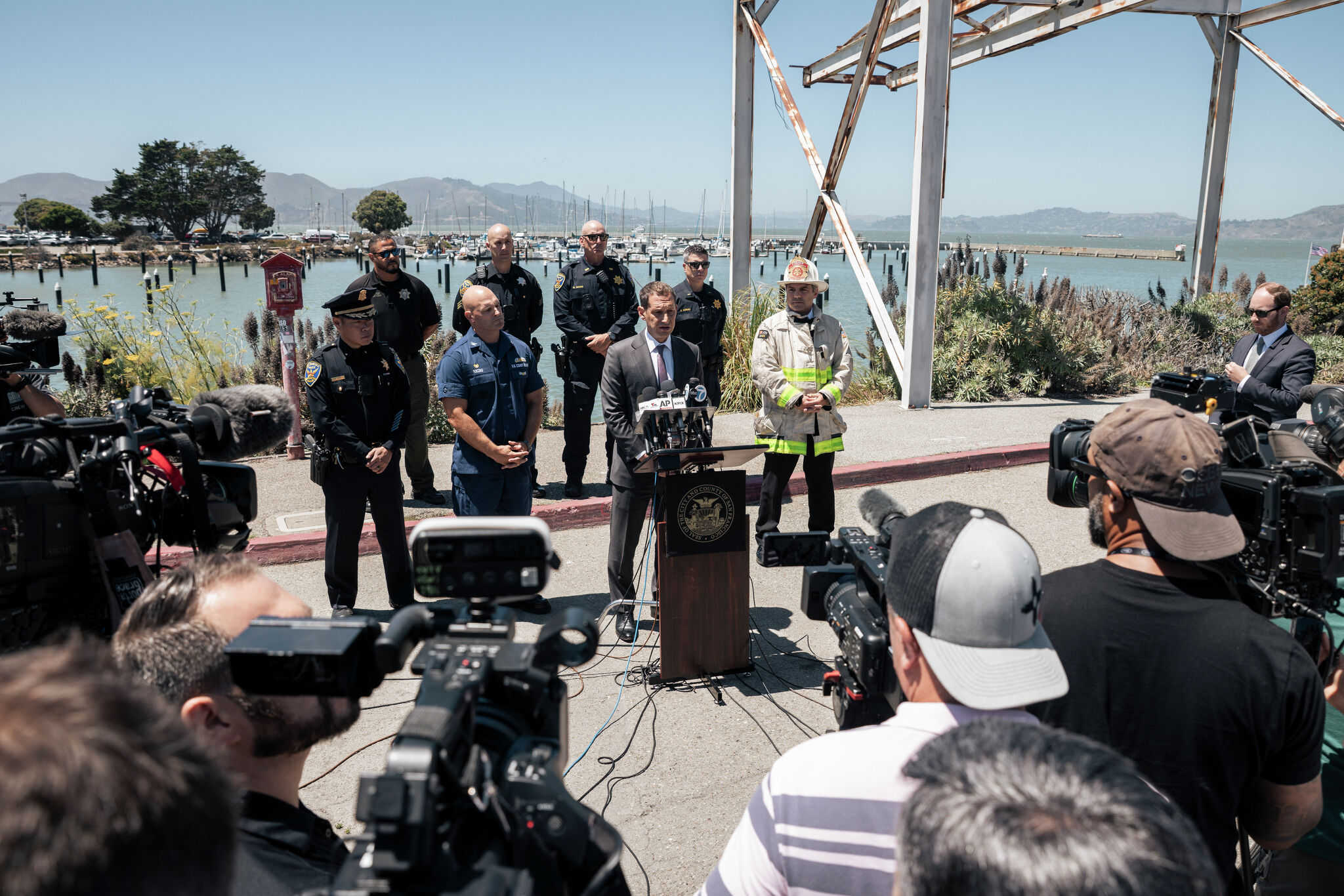San Francisco could raise sunken boat amid search for missing