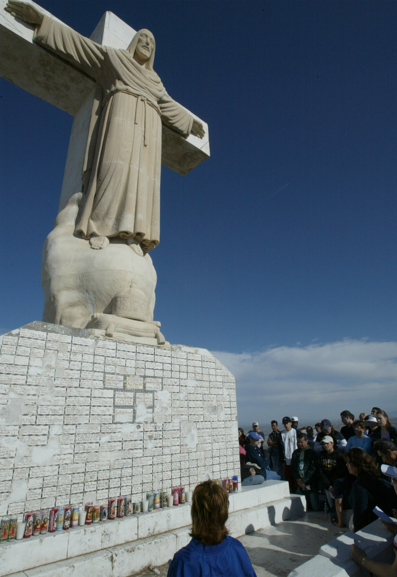 Meinung: Trumps geplante Grenzmauer würde den Mount Cristo Rey entweihen.