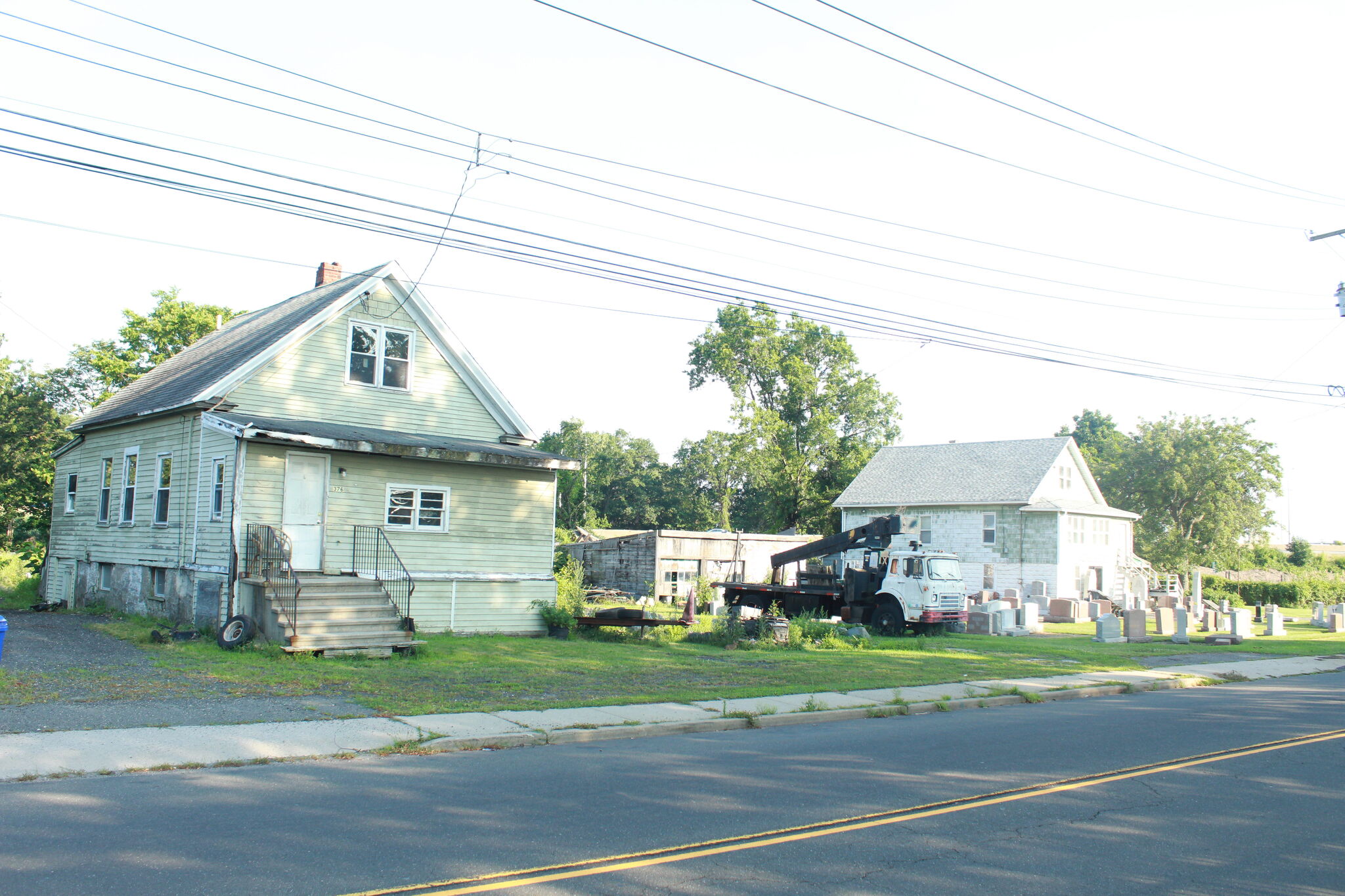 Bridgeport crane company seeks approval for Stratford equipment storage yard