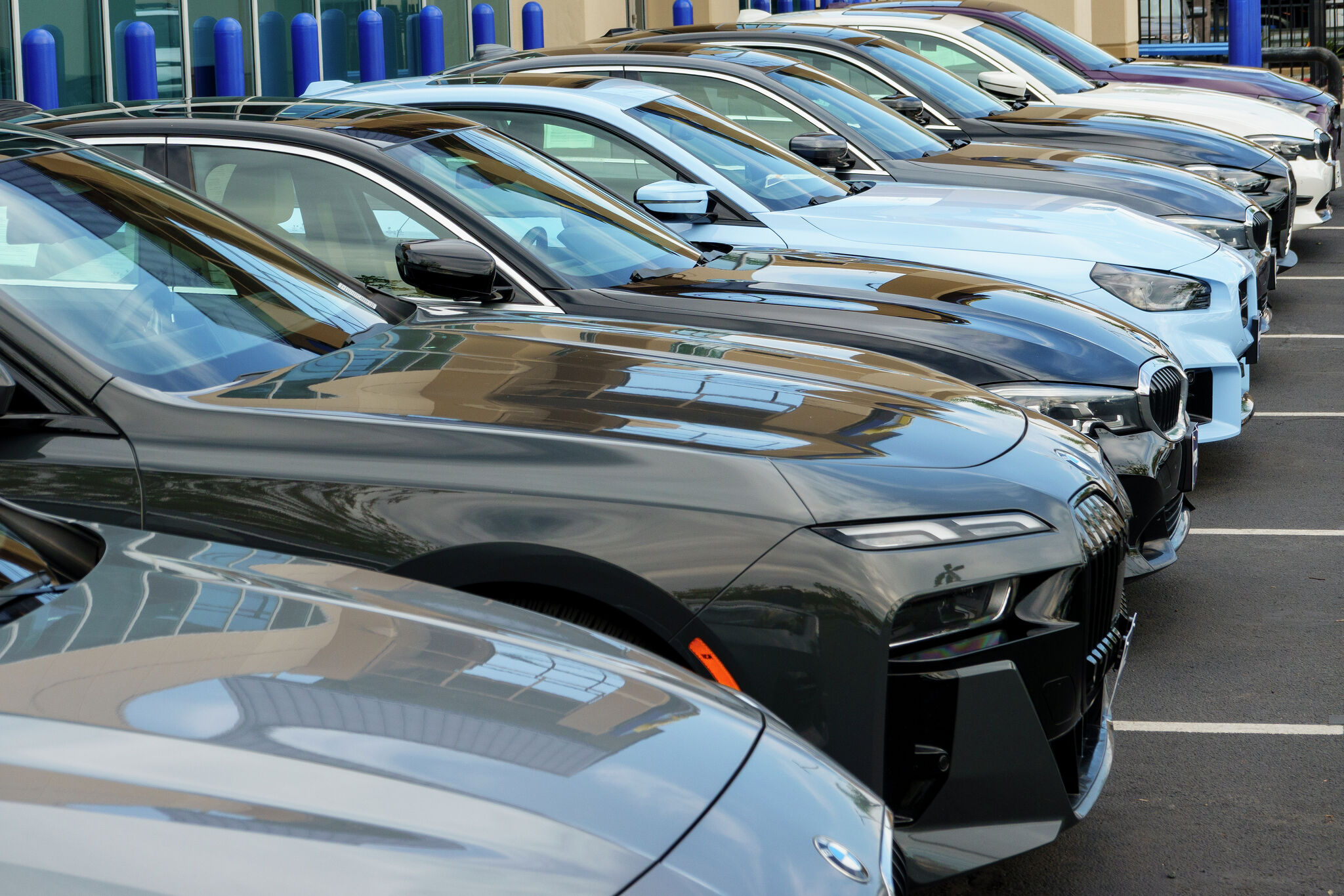 BMW issues recall for over 29,000 hybrid plug-in vehicles