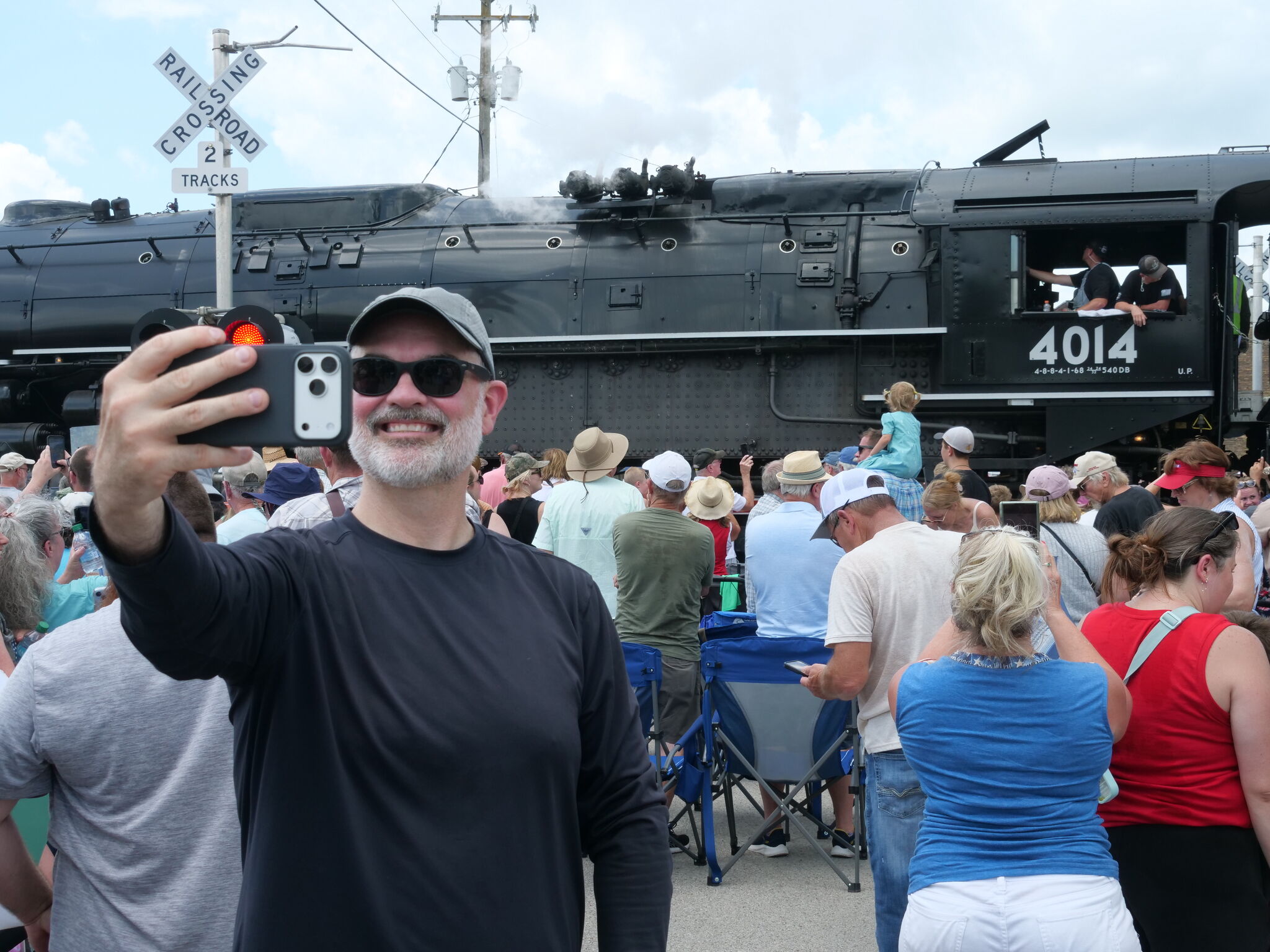 Big Boy 4014 draws thousands to Girard on Illinois stop Thousands wait through the heat as a 1.2-million-pound legend reaches Girard By David Blanchette , Contributing Writer July 20, 2026