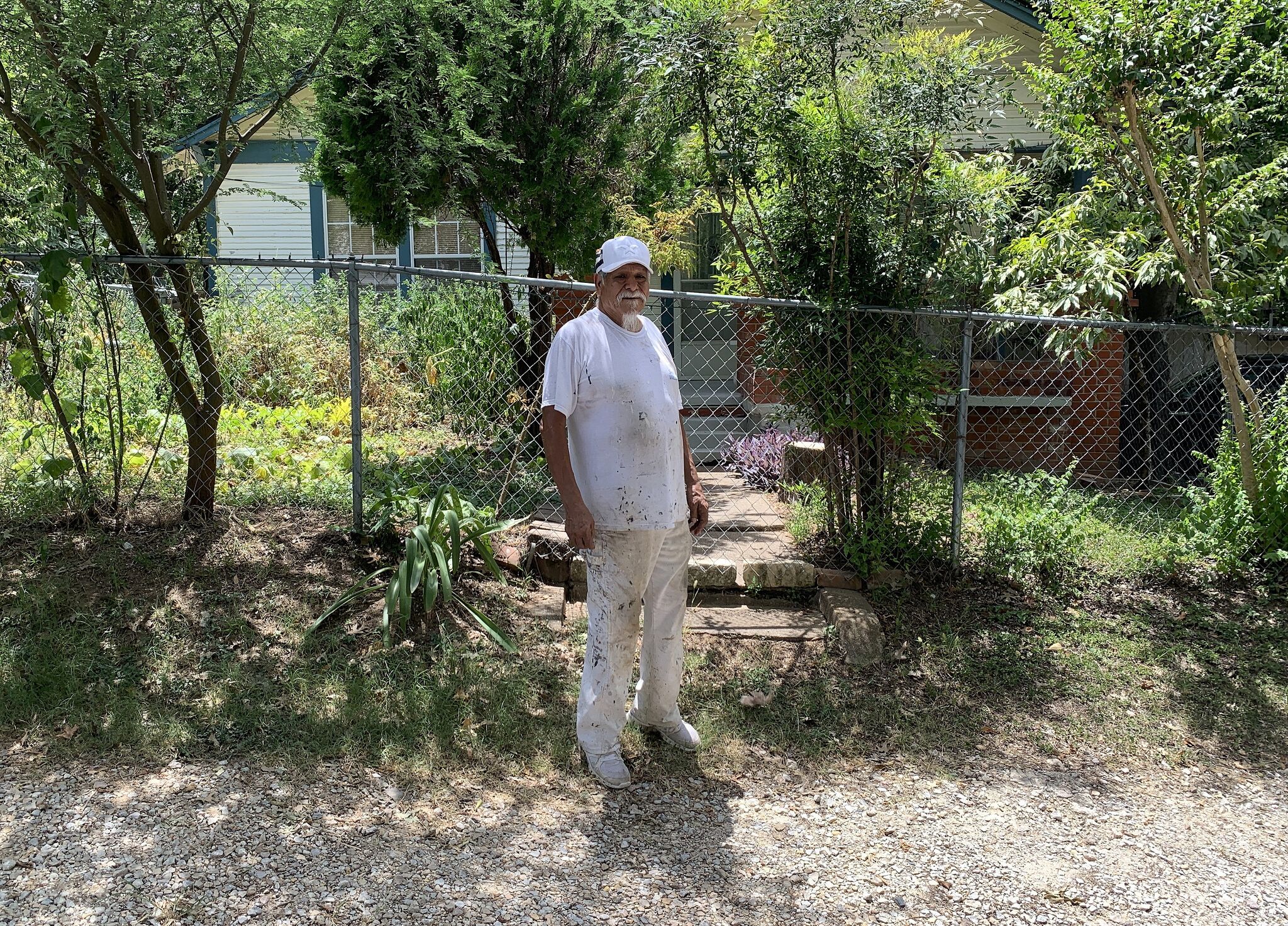 https://s.hdnux.com/photos/01/66/70/66/31165865/5/rawImage.jpg