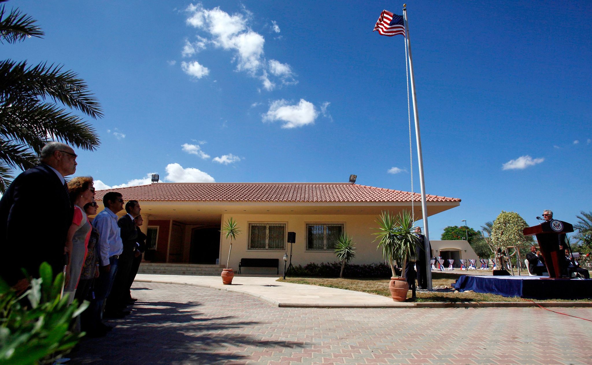 EEUU sigue adelante con planes para reabrir embajada en Libia