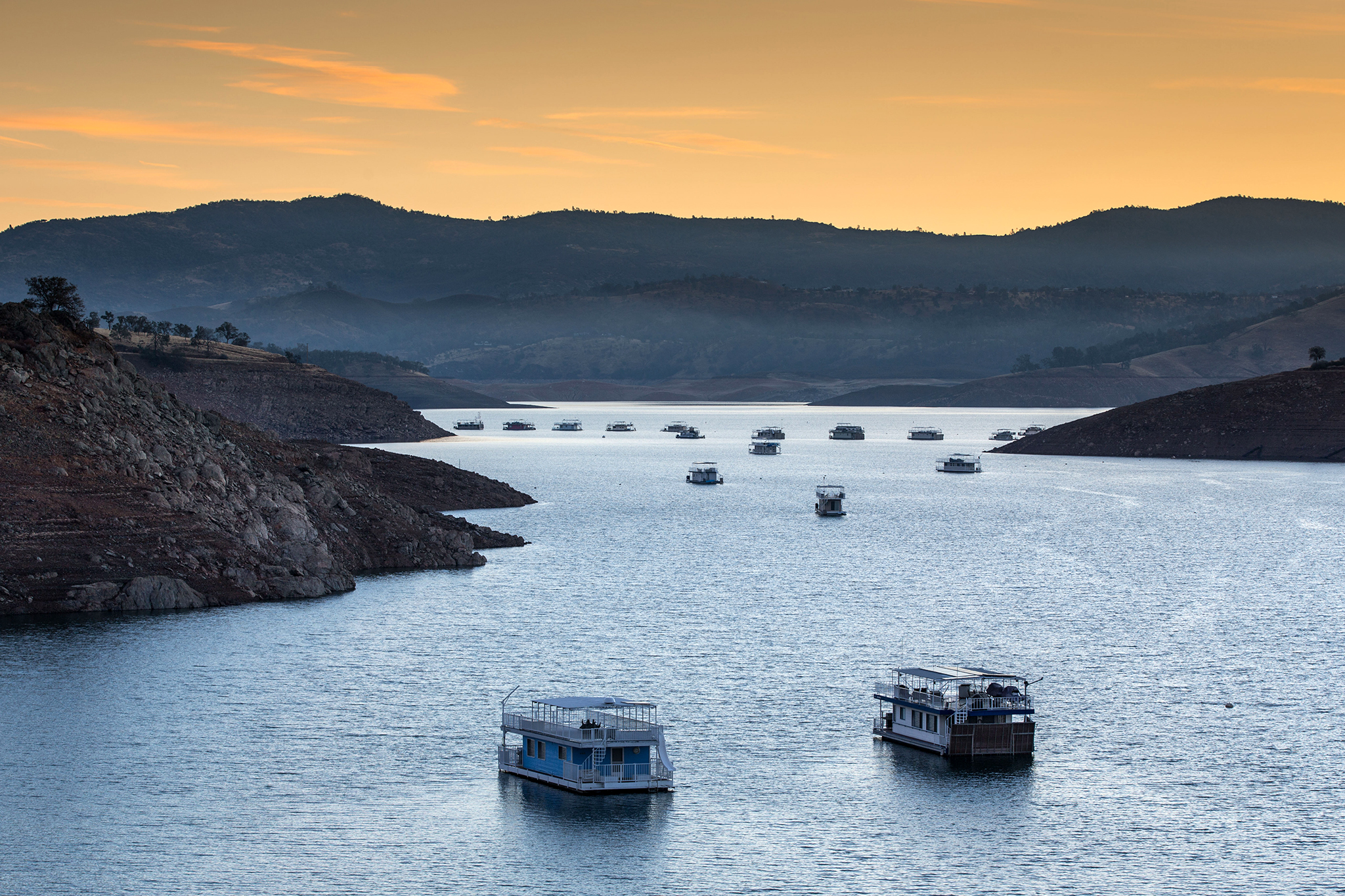 3-year-old drowns in Calif. reservoir during family camping trip